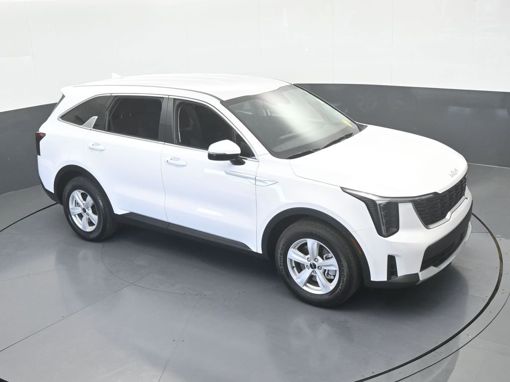 Used 2025 Kia Sorento LX image 50