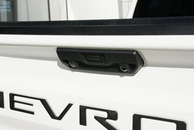 Used 2023 Chevrolet Silverado 1500 ZR2 w/ Technology Package image 13