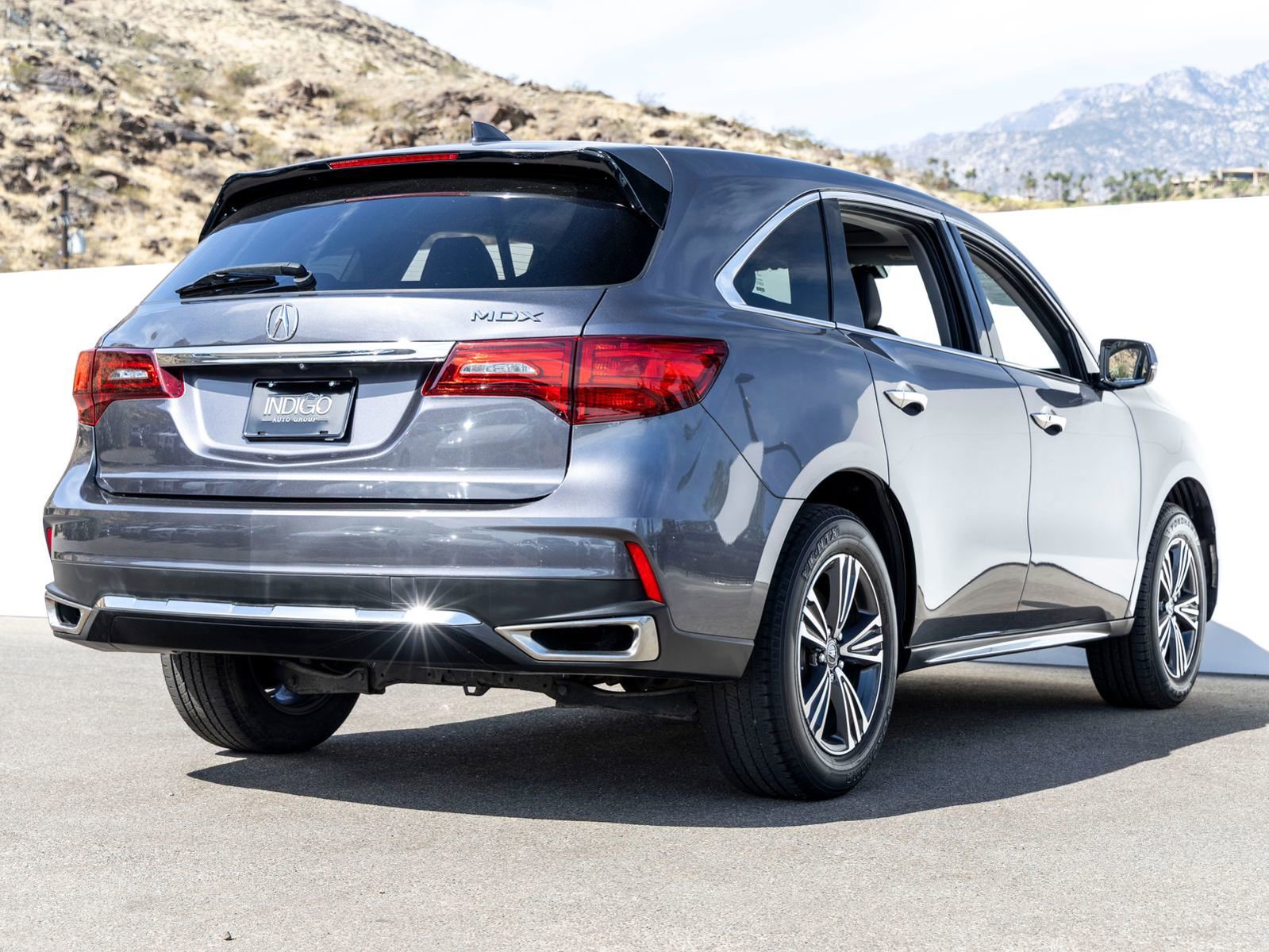 Used 2018 Acura MDX FWD image 9