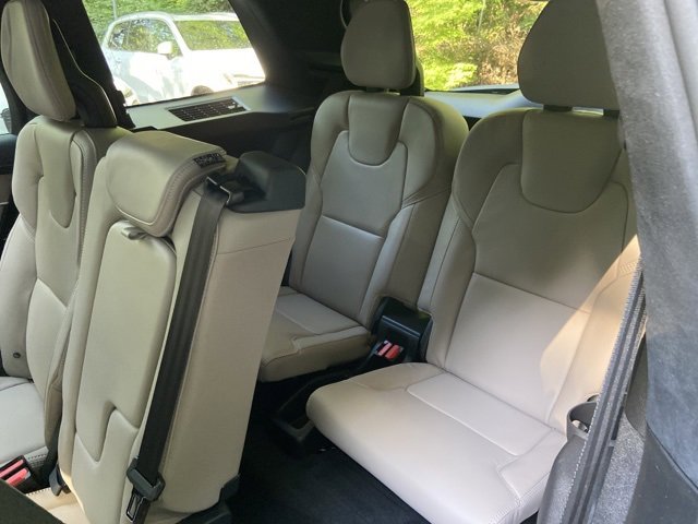 New 2026 Volvo XC90 B6 Ultra w/ Lounge Package image 16