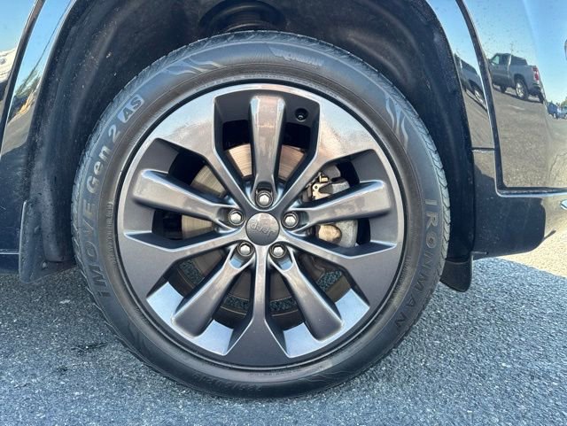 Used 2019 Jeep Cherokee High Altitude AWD/4WD image 3