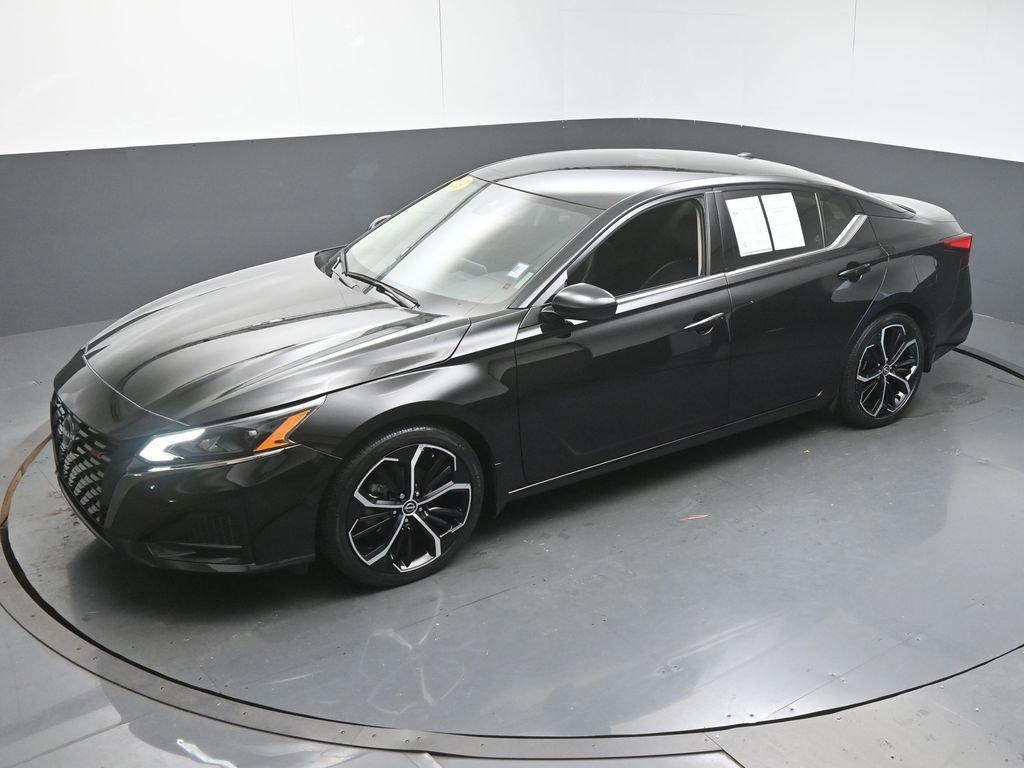 Used 2023 Nissan Altima 2.5 SR image 41