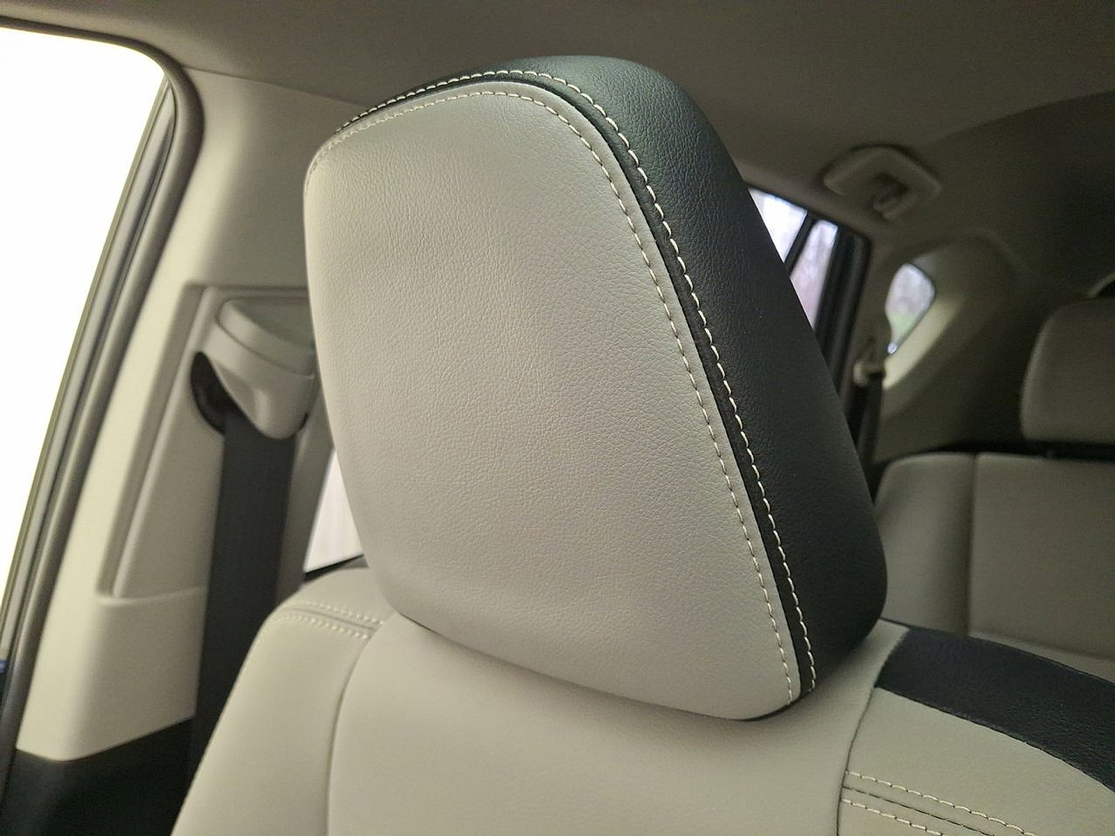 Certified 2018 Toyota RAV4 Limited image 21