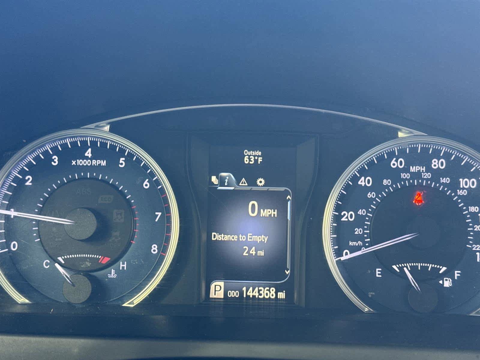 Used 2016 Toyota Camry LE image 28