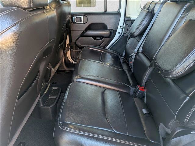 Used 2022 Jeep Wrangler Unlimited Sahara w/ Cold Weather Group image 17