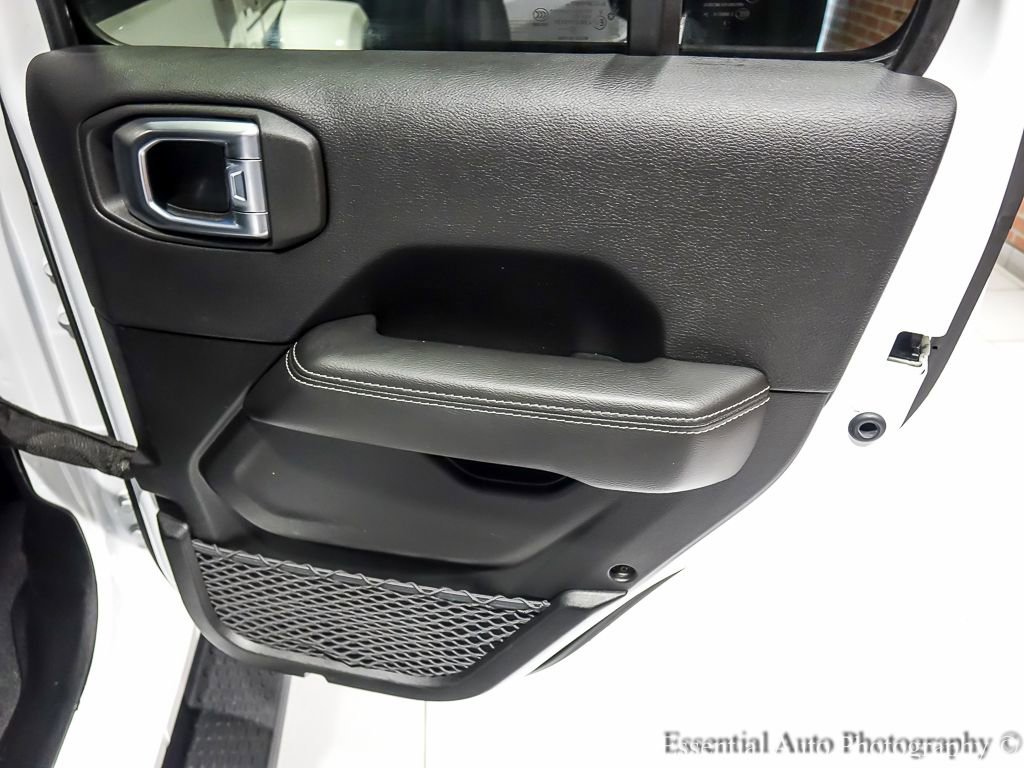 Used 2023 Jeep Wrangler Unlimited Sahara w/ Cold Weather Group image 29