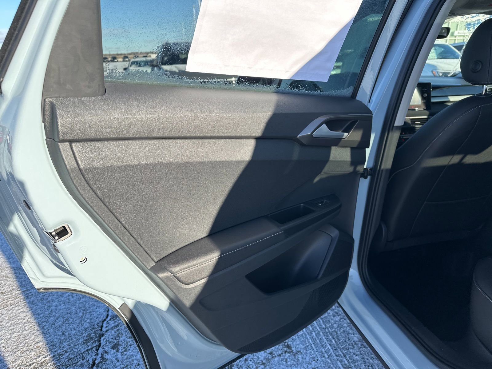 New 2026 Volkswagen Taos SE image 28