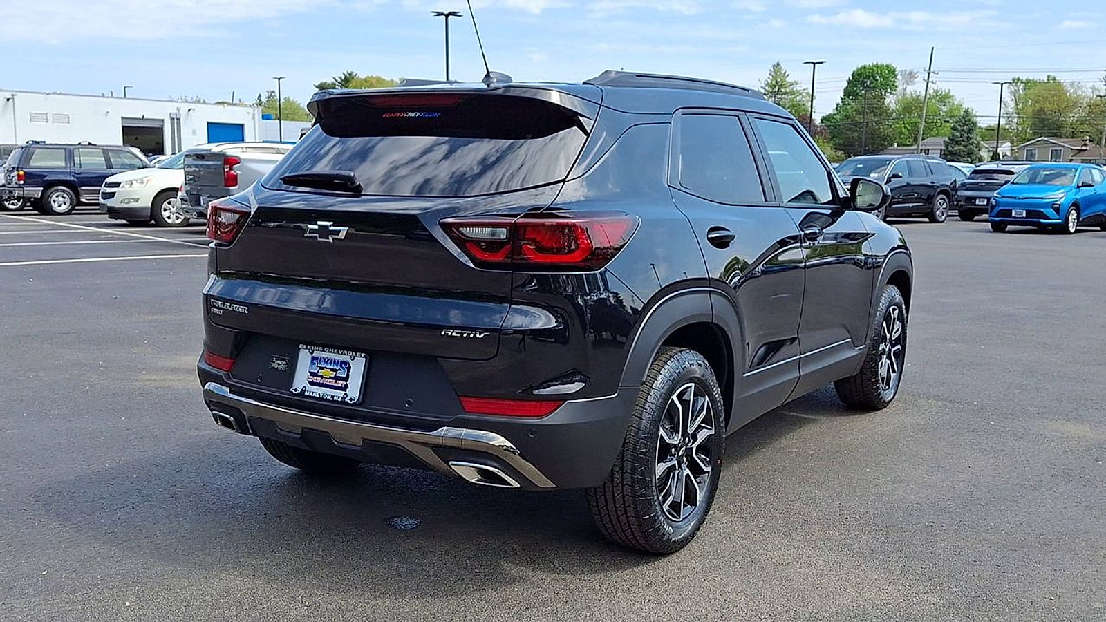 New 2026 Chevrolet TrailBlazer ACTIV w/ Convenience Package AWD/4WD image 2