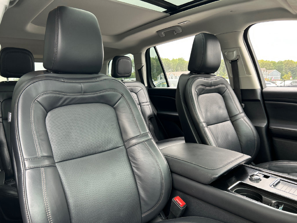 Used 2025 Lincoln Aviator Reserve w/ Illumination Package AWD/4WD image 26