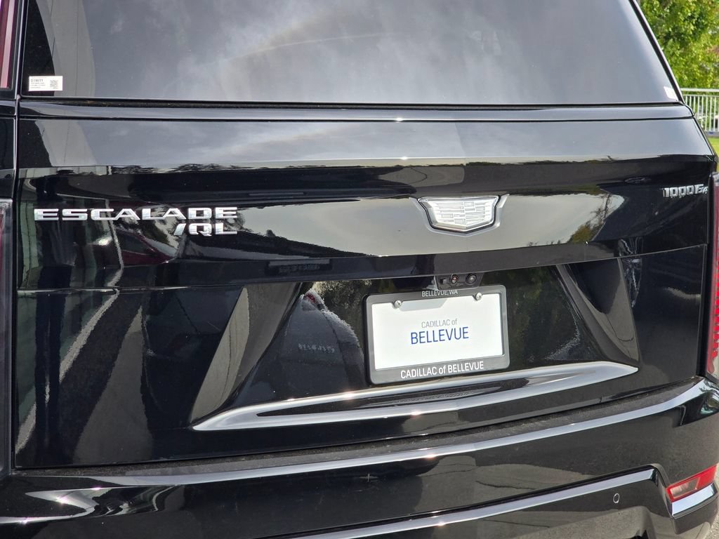 New 2026 Cadillac Escalade IQL Sport 2 AWD/4WD image 16