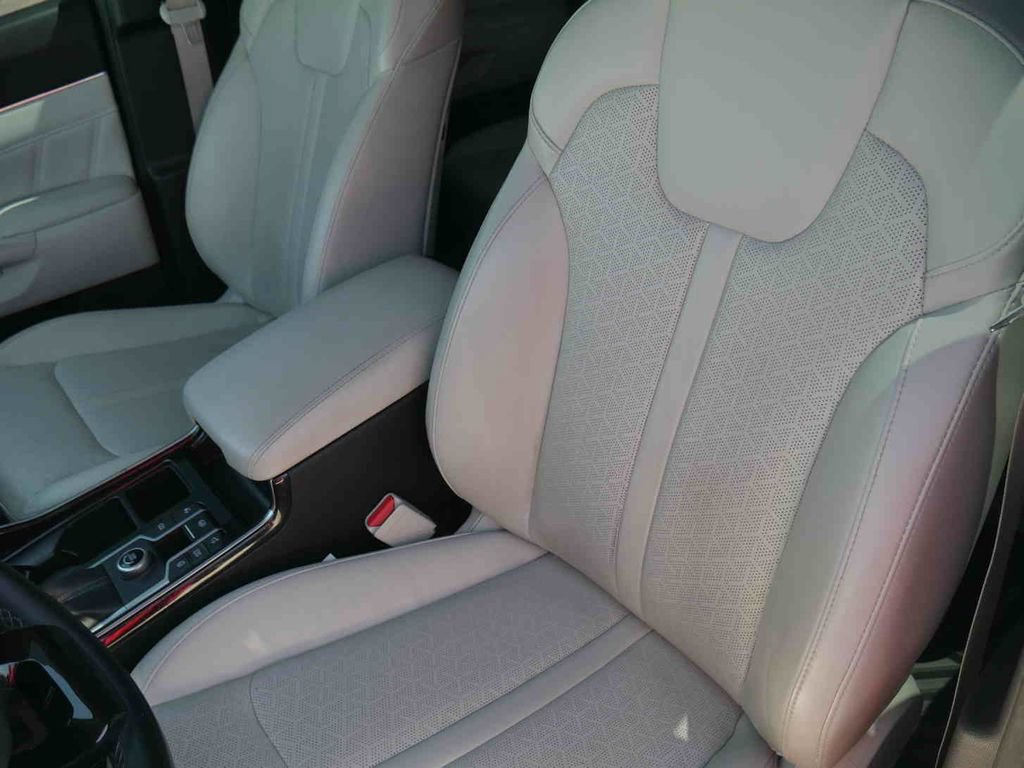 Used 2021 Kia Sorento SX FWD image 26