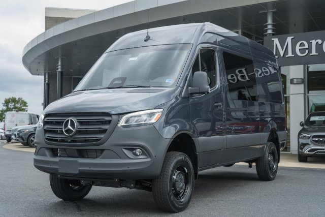 New 2026 Mercedes-Benz Sprinter 2500 image 3