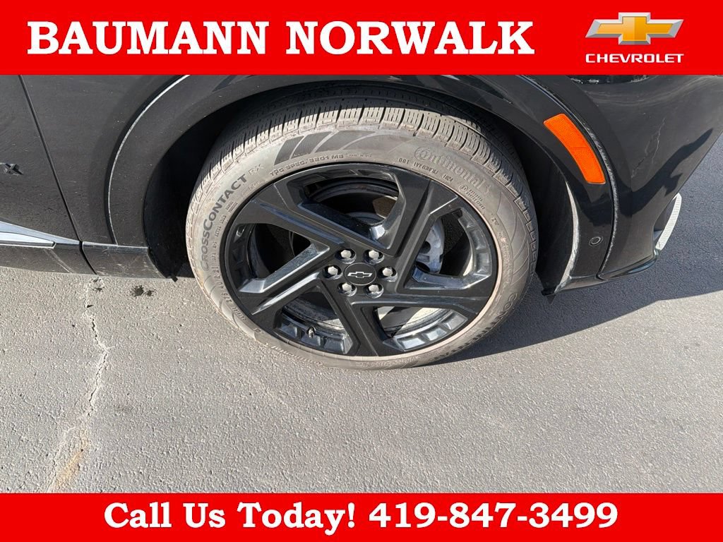 Used 2024 Chevrolet Equinox EV RS w/ Active Safety Package 3 FWD image 17