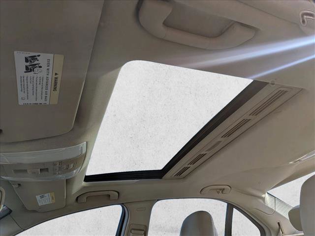 Used 2011 Mercedes-Benz C 300 Sedan image 14