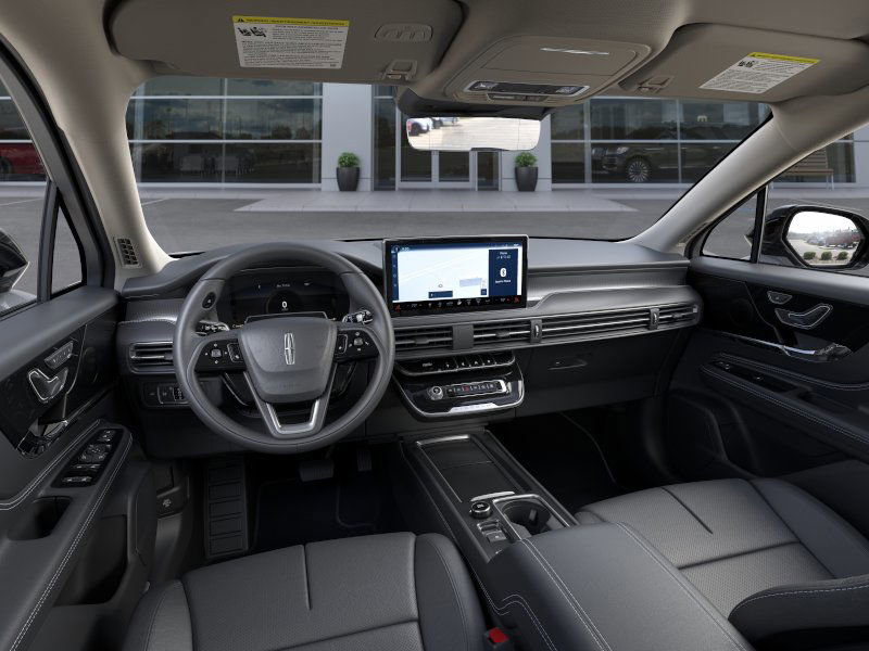 New 2026 Lincoln Corsair Premiere image 9