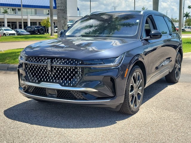 Certified 2024 Lincoln Nautilus Reserve AWD/4WD image 3