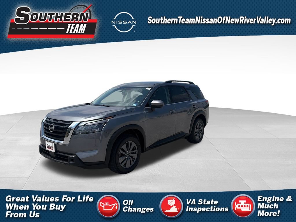 Used 2024 Nissan Pathfinder SV