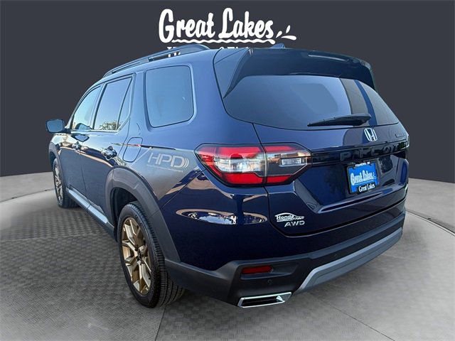 Used 2023 Honda Pilot Elite image 3