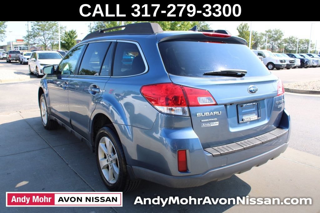 Used 2014 Subaru Outback 3.6R Limited w/ Moonroof Package AWD/4WD image 5