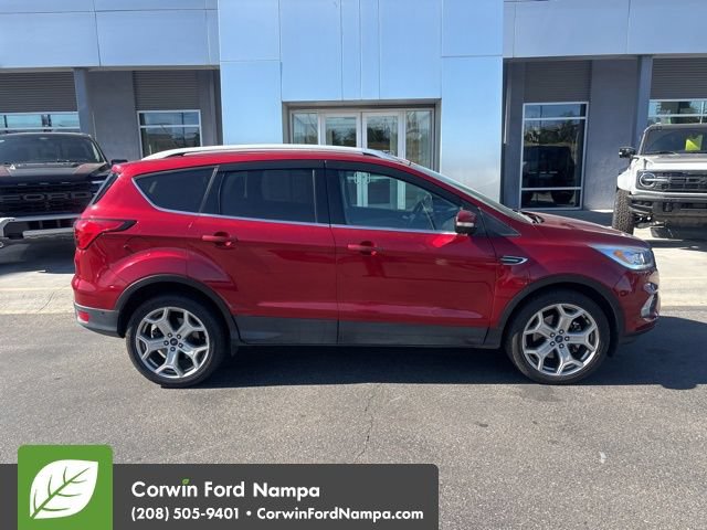 Used 2019 Ford Escape Titanium w/ U9j03 - Titanium Tow Package AWD/4WD image 4