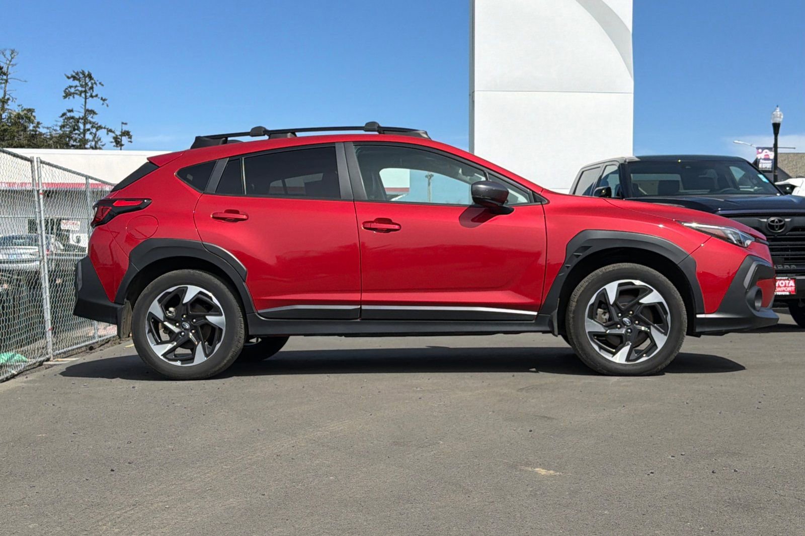 Used 2024 Subaru Crosstrek 2.5i Limited w/ Crosstrek Mirror Package AWD/4WD image 3