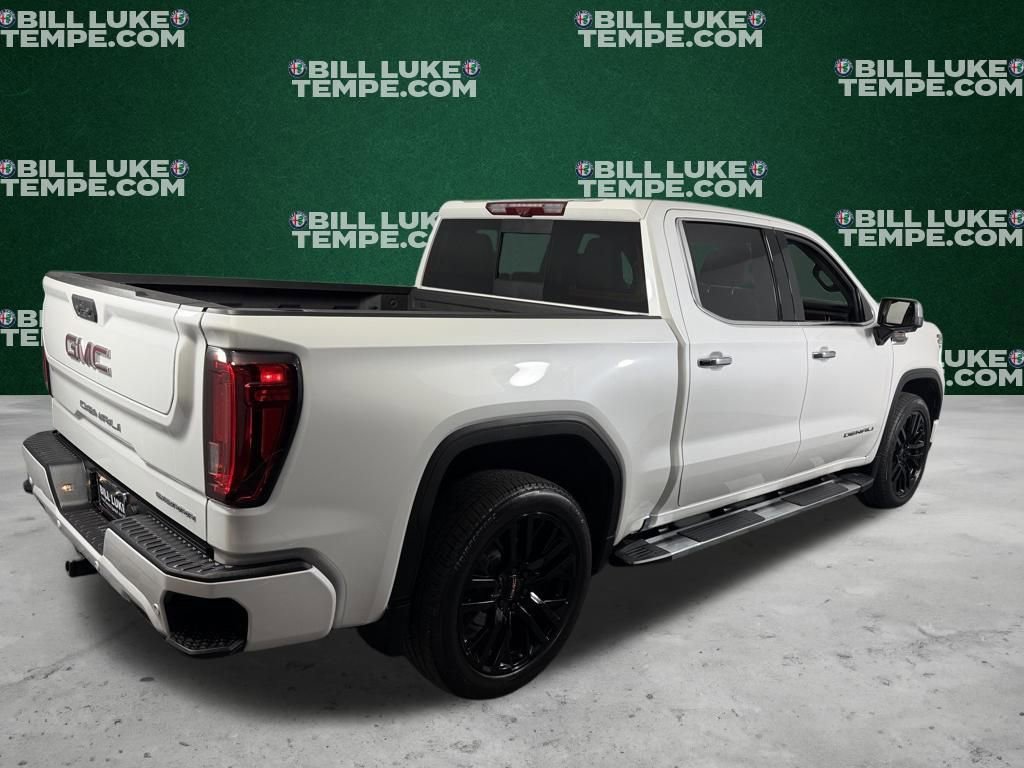 Used 2024 GMC Sierra 1500 Denali w/ Technology Package AWD/4WD image 7