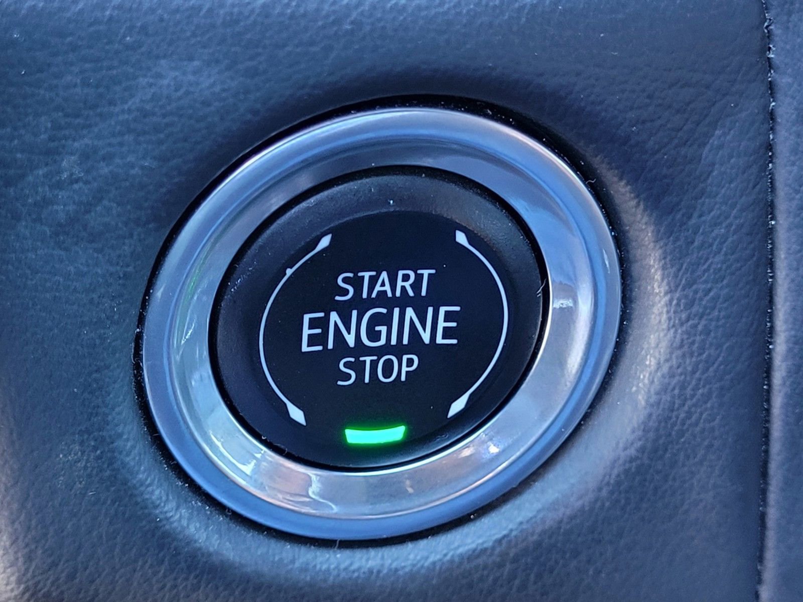 Used 2024 Chevrolet Suburban LT AWD/4WD image 26