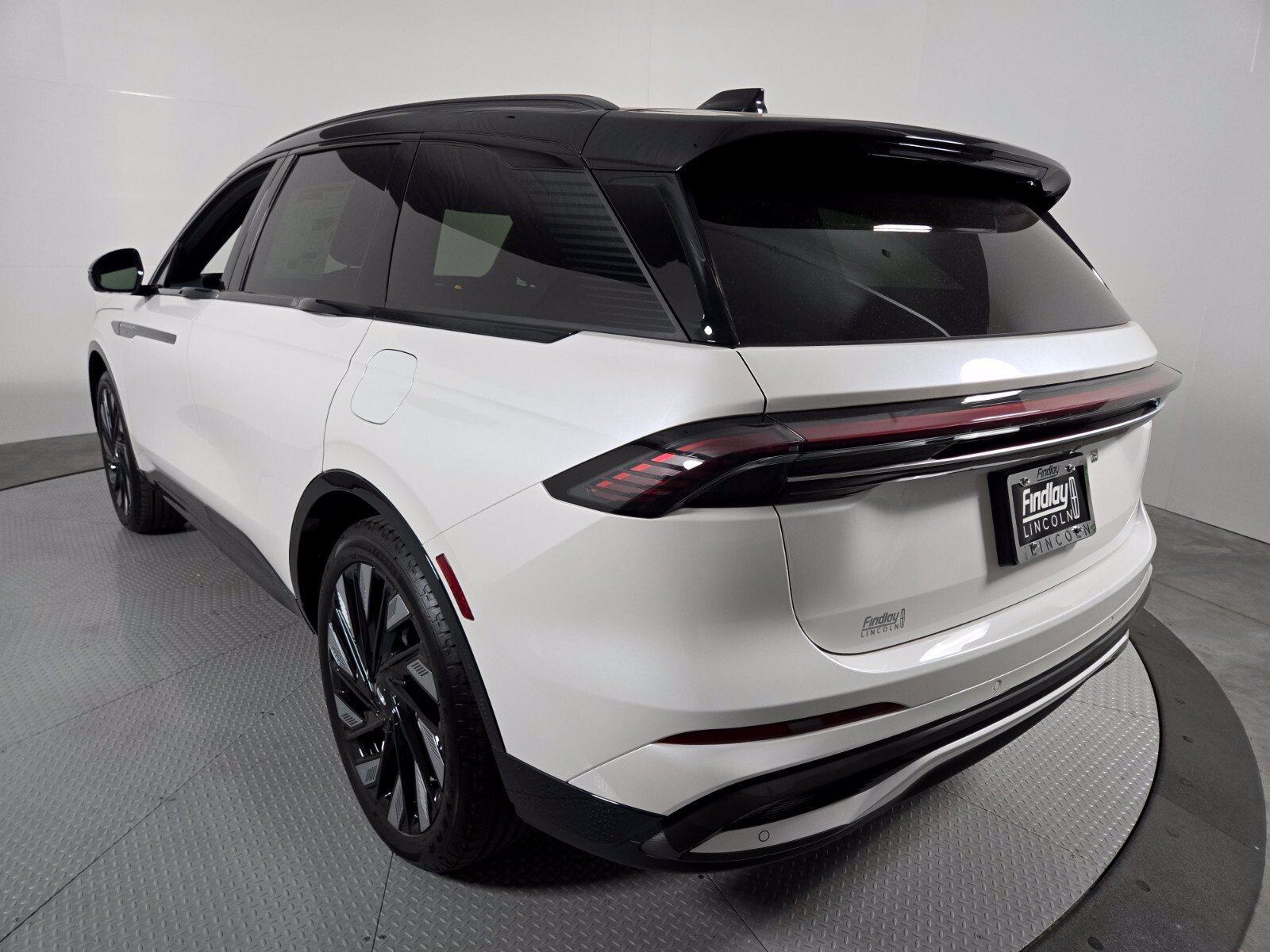 New 2026 Lincoln Nautilus Reserve AWD/4WD image 7