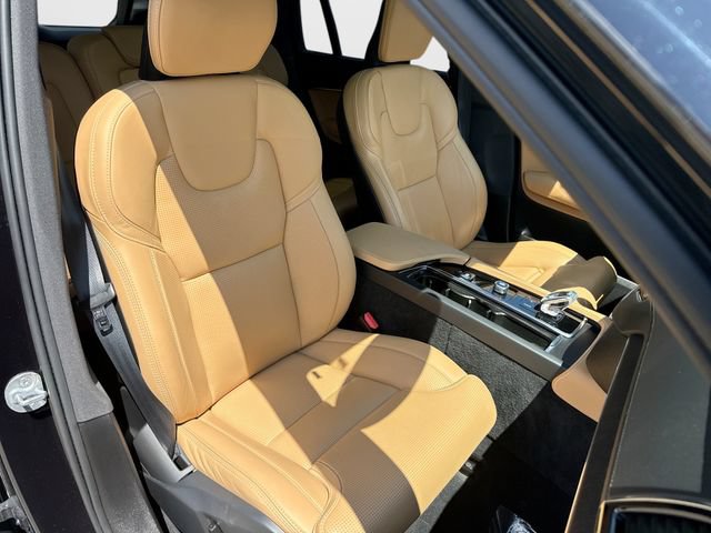 Used 2024 Volvo XC90 B6 Ultimate AWD/4WD image 30