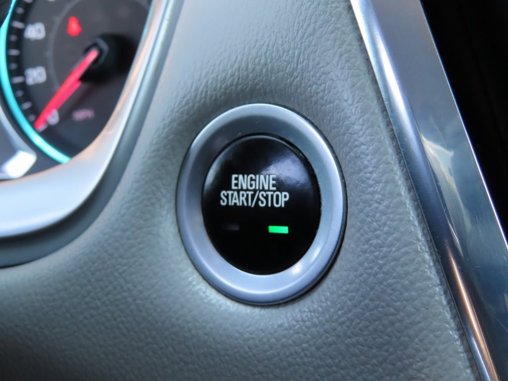 Used 2018 Chevrolet Traverse LT image 11