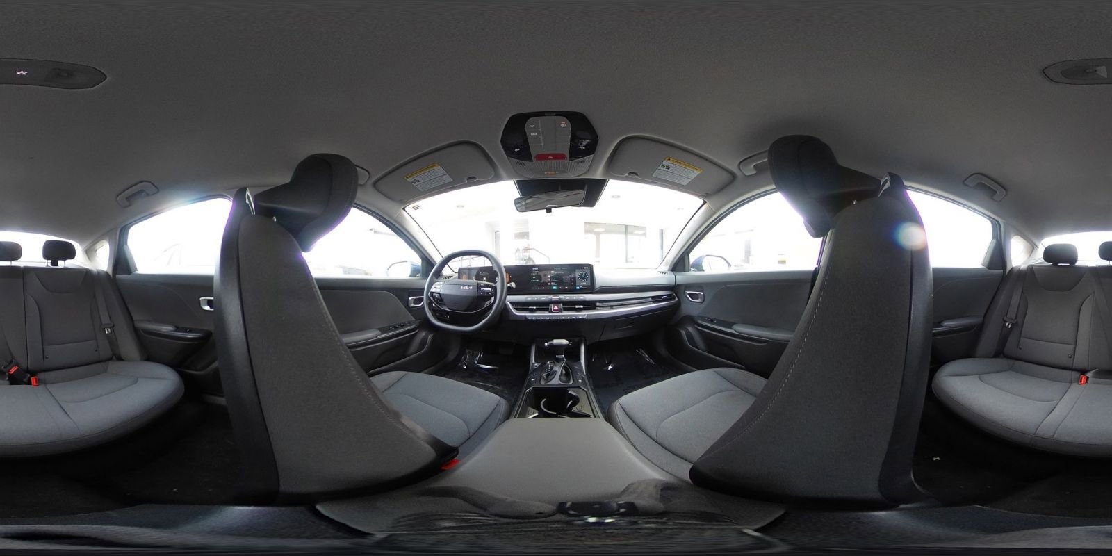 Used 2025 Kia K4 LXS image 38