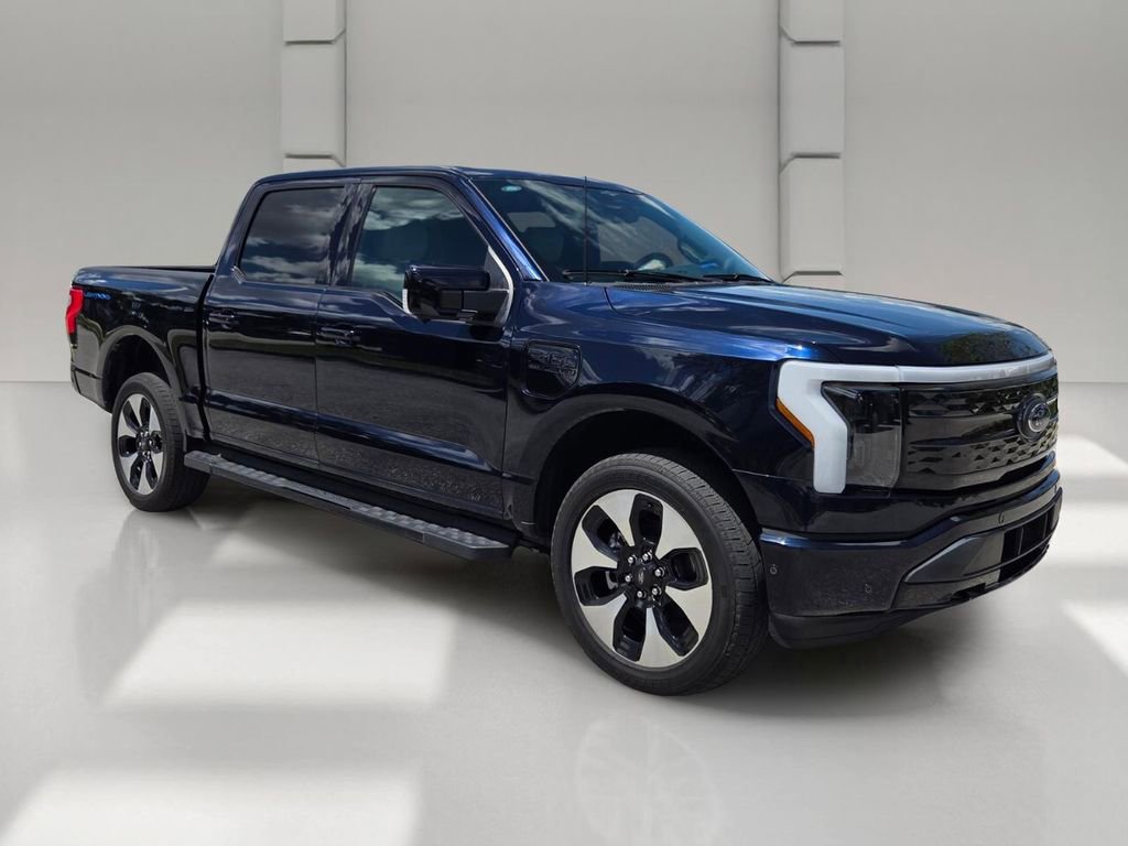Used 2023 Ford F150 Lightning Platinum AWD/4WD image 2