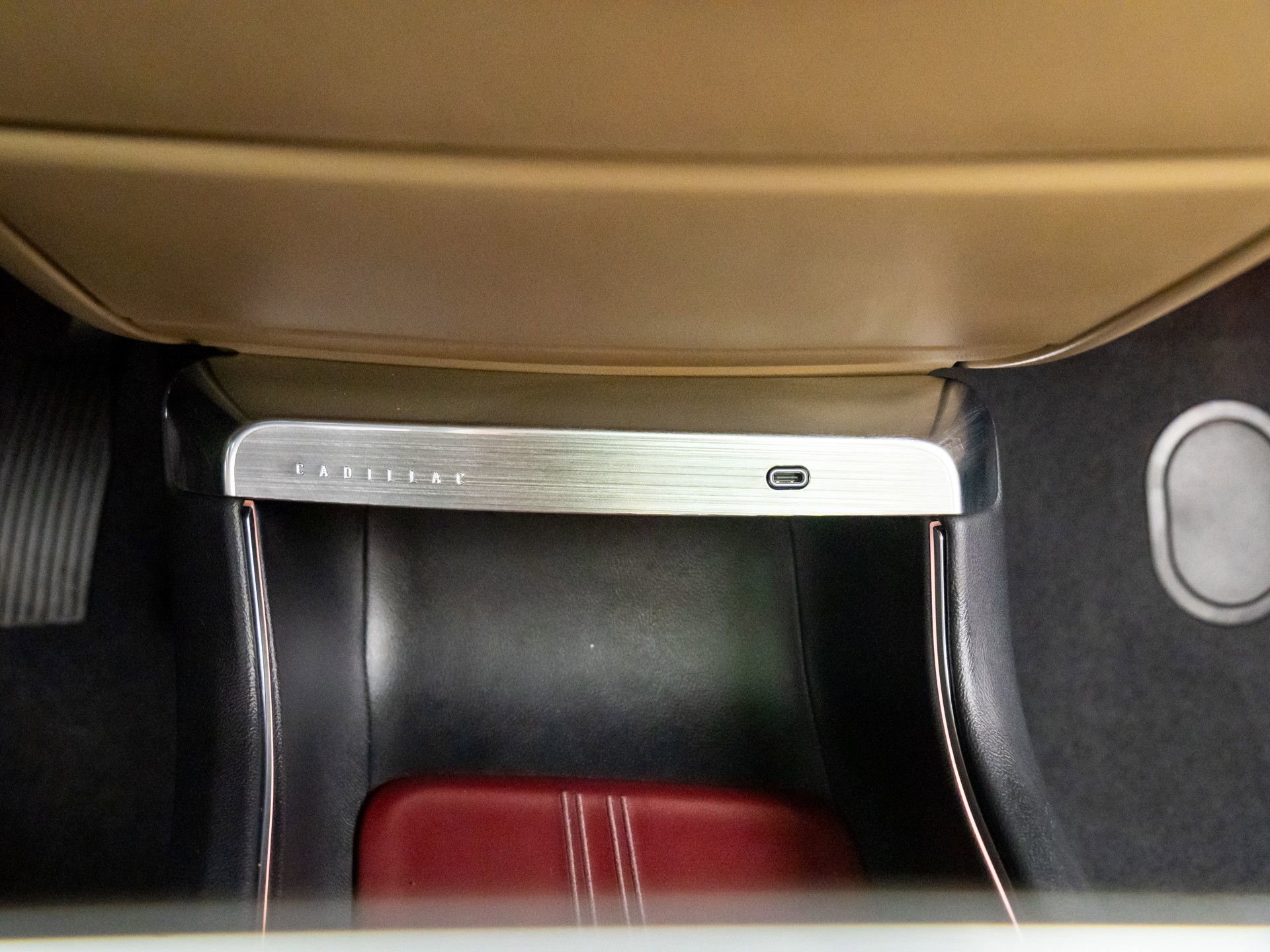 Certified 2024 Cadillac Lyriq Sport w/ Nappa Leather Package image 32