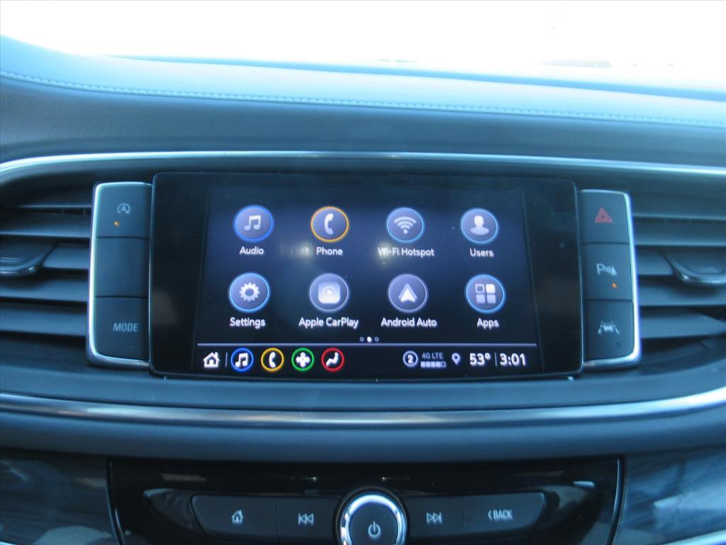 Used 2023 Buick Enclave Essence image 22