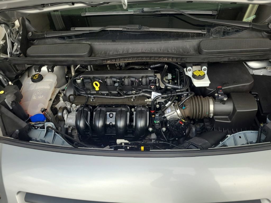 Used 2018 Ford Transit Connect XL image 7