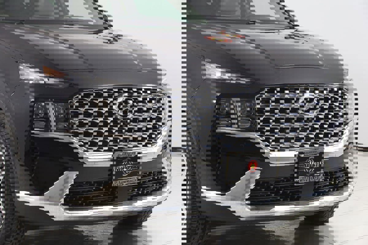 Used 2021 Hyundai Santa Fe Limited w/ Cargo Package image 40