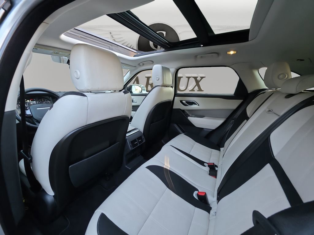 Used 2019 Land Rover Range Rover Velar S image 16