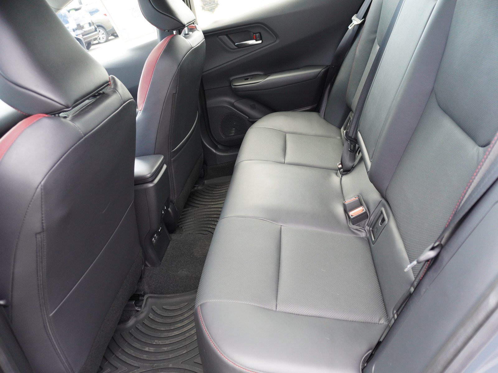 Used 2024 Toyota Prius Prime Premium w/ Advanced Technology Package FWD image 13