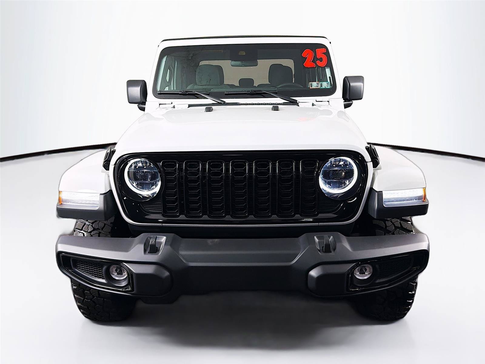 Used 2025 Jeep Gladiator Sport AWD/4WD image 6