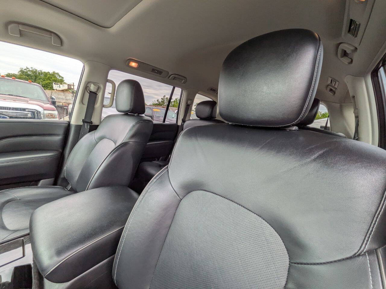 Used 2024 INFINITI QX80 Luxe AWD/4WD image 10