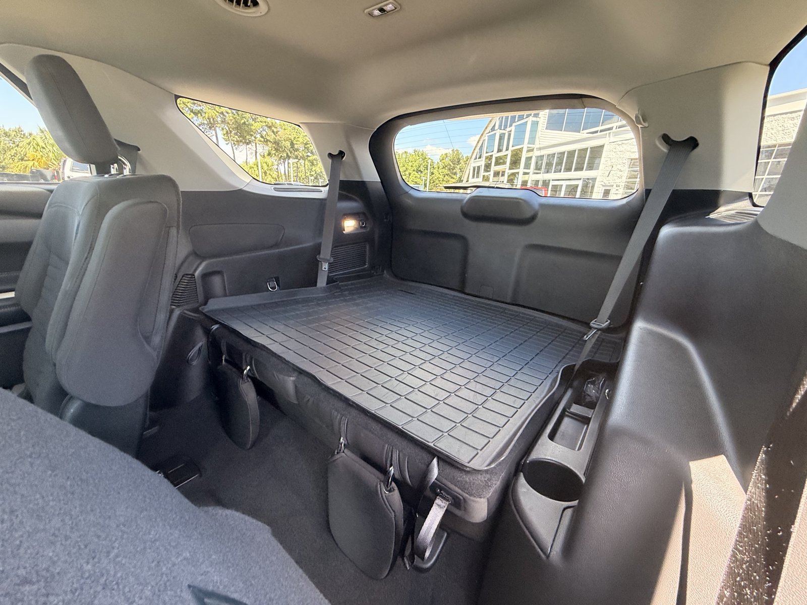 Used 2021 Ford Explorer XLT RWD image 28