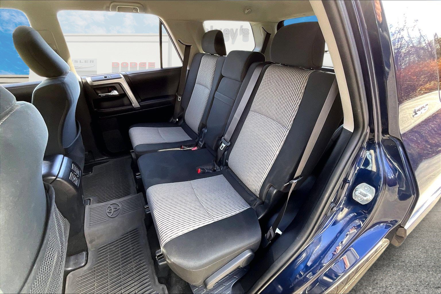 Used 2022 Toyota 4Runner SR5 image 22