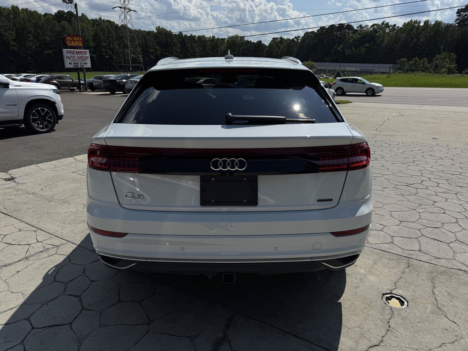 Used 2019 Audi Q8 Prestige w/ Towing Package AWD/4WD image 12