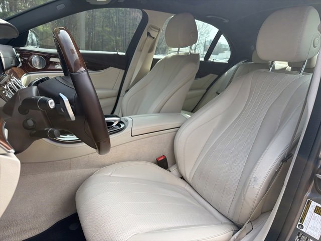 Used 2017 Mercedes-Benz E 300 image 10