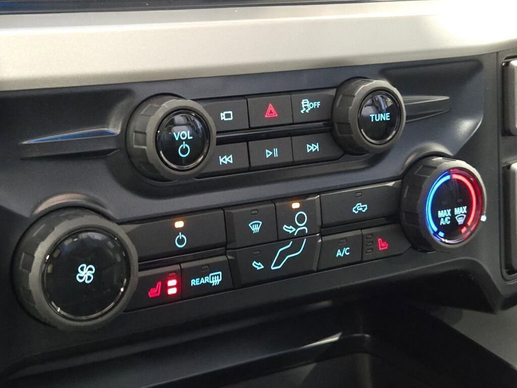 New 2026 Ford F350 XLT w/ XLT Premium Package image 30