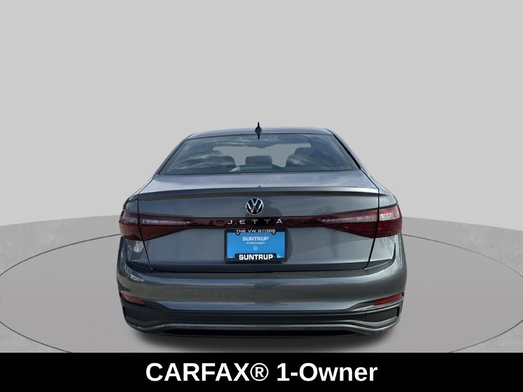 Used 2026 Volkswagen Jetta Sport FWD image 4