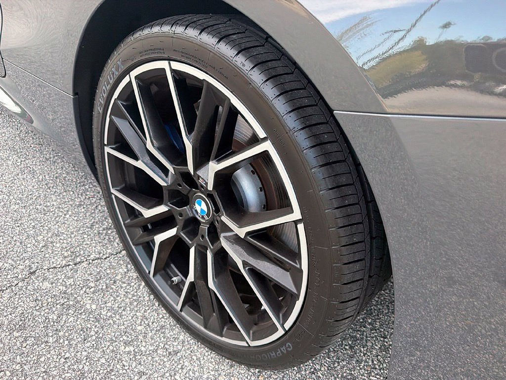 Used 2024 BMW M850i xDrive Convertible AWD/4WD image 7