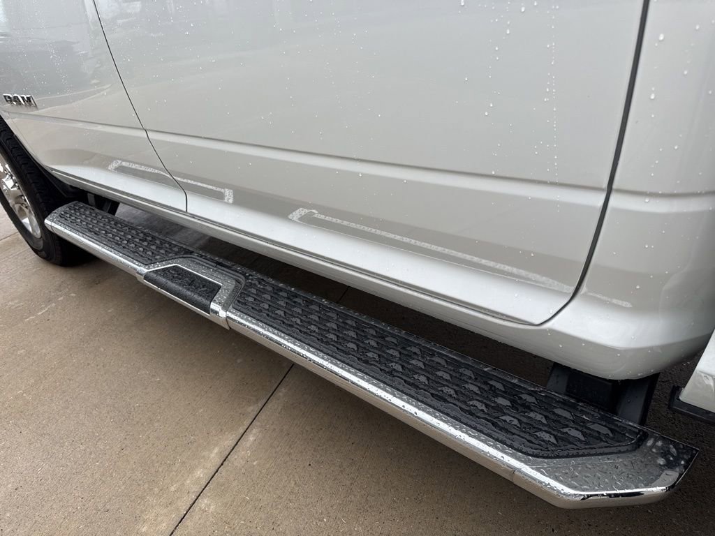 Used 2024 RAM 2500 Big Horn AWD/4WD image 17