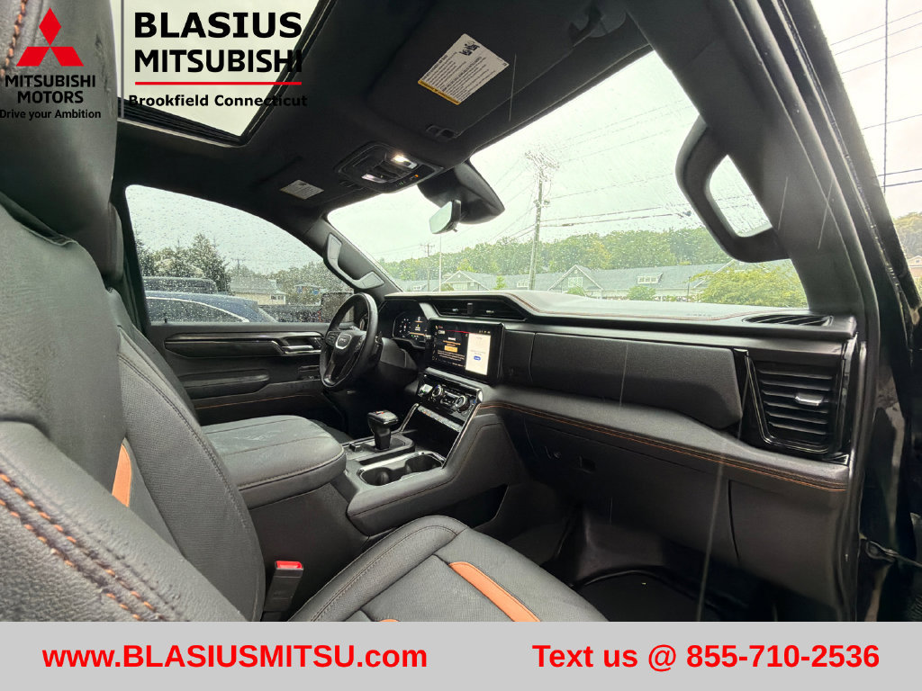 Used 2023 GMC Sierra 1500 AT4 w/ AT4 Premium Package AWD/4WD image 48
