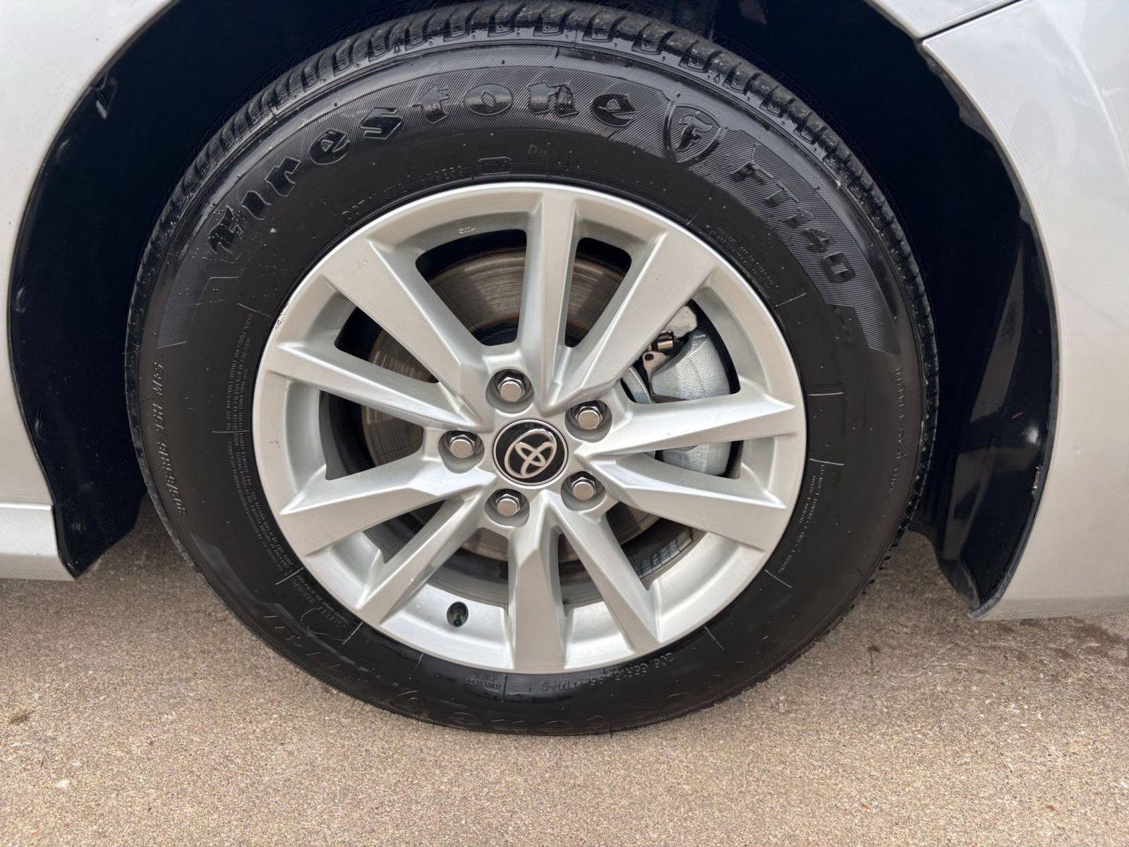 Used 2025 Toyota Camry LE image 29